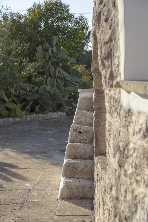 Вілла Trullo Degli Ulivi Остуні Екстер'єр фото
