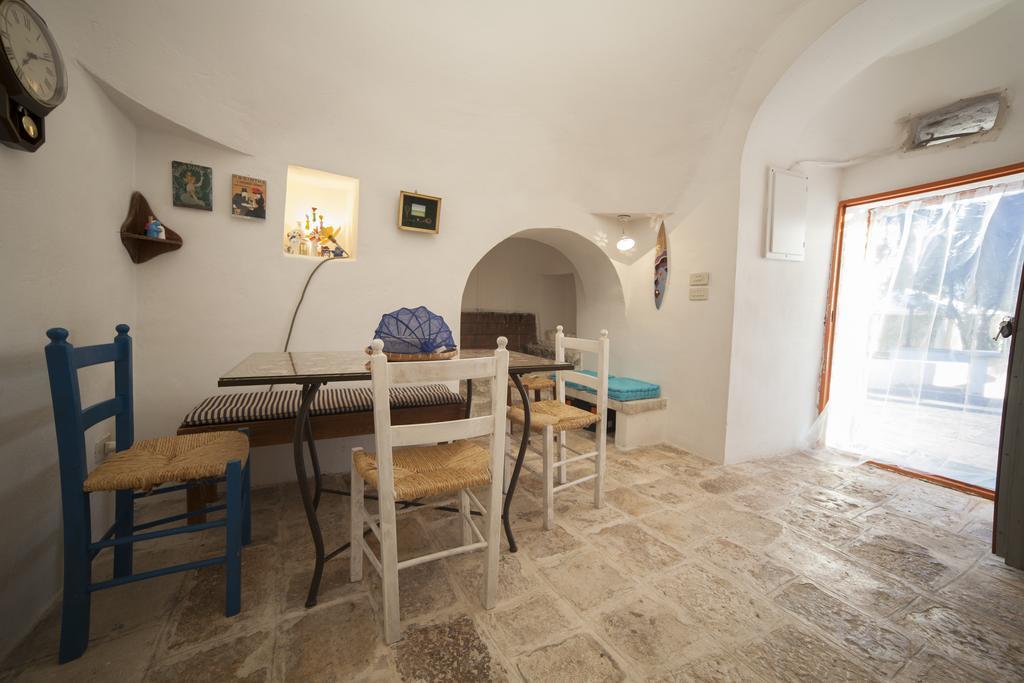 Вілла Trullo Degli Ulivi Остуні Екстер'єр фото